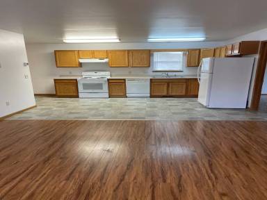 Main picture of 1525 Depot Dr