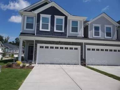 Main picture of 743 Amarra Dr