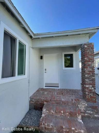 Main picture of 713 Sunset Ave