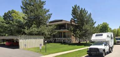 Main picture of 600 Manhattan Dr