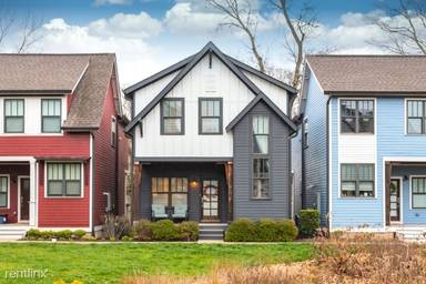 Main picture of 710 Centerpoint Ln
