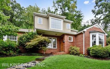 Main picture of 813 31st St S