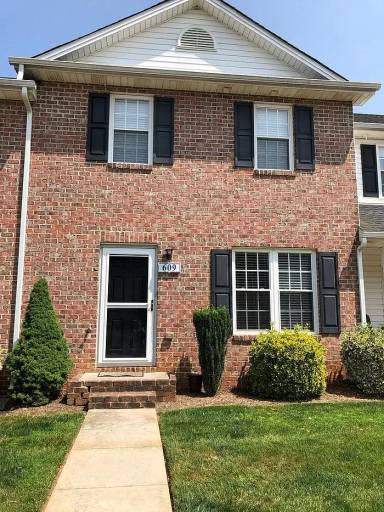 Main picture of 609 Capstone Dr