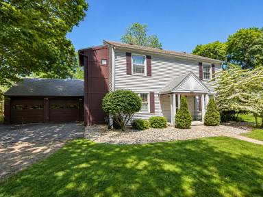 Main picture of 309 Wesley Ave