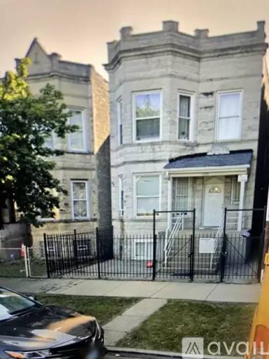Main picture of 1549 S Saint Louis Ave