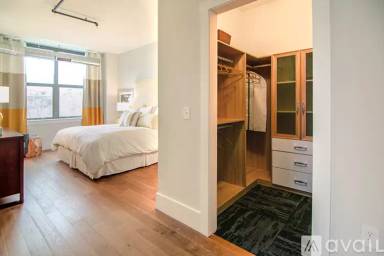 Main picture of 304 Coles St