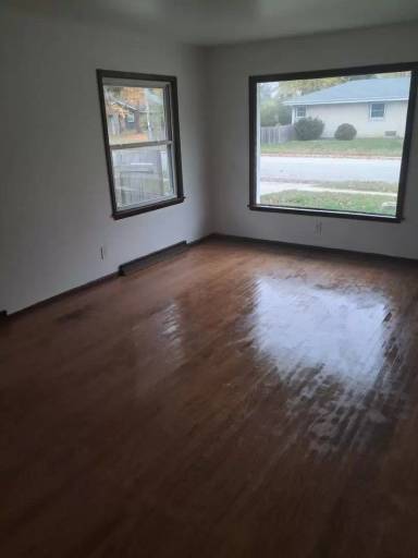 Main picture of 2449 W Custer Ave