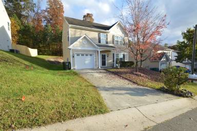 Main picture of 2906 Moorgate Ave