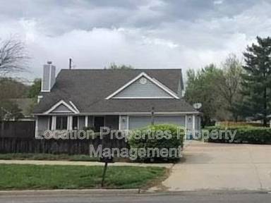 Main picture of 3904 Bob Billings Pkwy