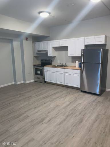 Main picture of 87 N Main St