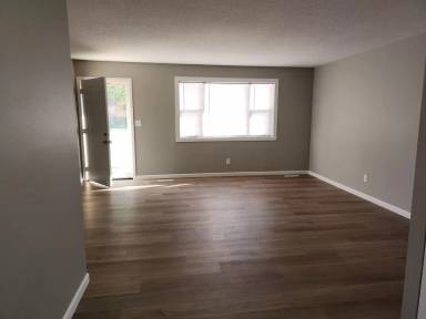 Main picture of 3904 E 26th St