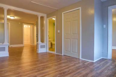 Main picture of 148 4th St