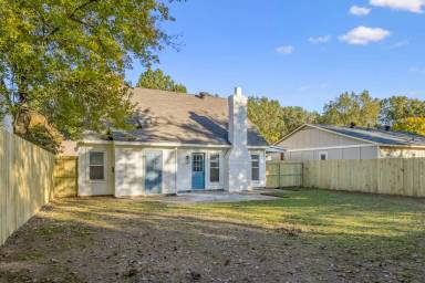 Main picture of 3869 Cedar Path Dr