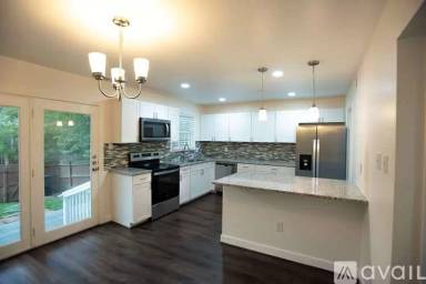 Main picture of 2109 Lauderdale Dr