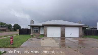 Main picture of 822 N Elkhart Ave