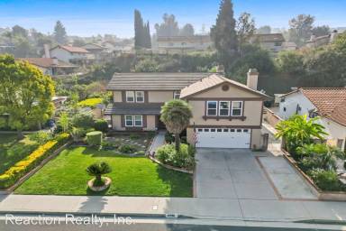 Main picture of 17760 Calle Barcelona