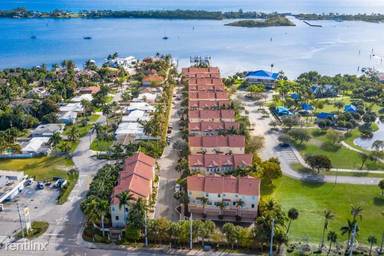 Main picture of 103 Harbors Way