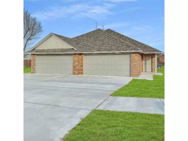 Main picture of 3309 S 23rd St