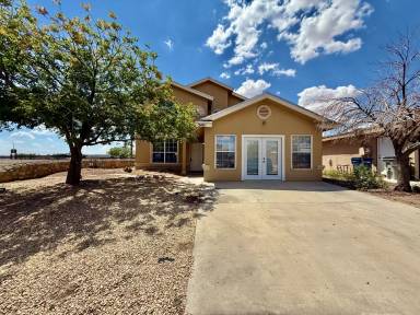 Main picture of 3401 Tierra Zafiro Dr