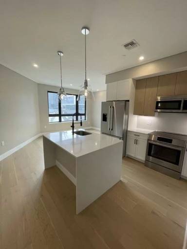 Main picture of 70 Leo Birmingham Pkwy