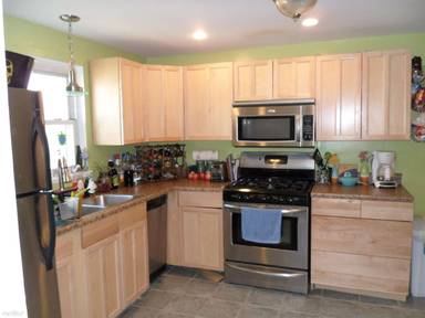 Main picture of 3292 Dawson St