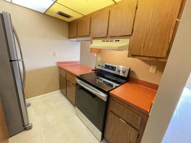 Main picture of 1950 Old Congress Ave