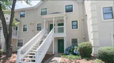 Main picture of 210 Appleby Dr