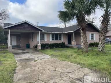 Main picture of 615 Peyton Dr