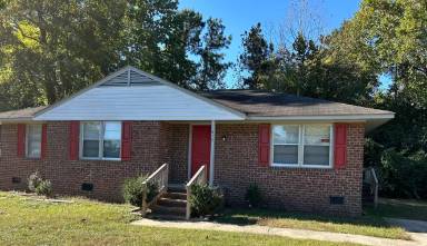 Main picture of 1017 Hazelwood Dr