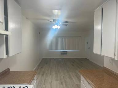 Main picture of 19945 Roscoe Blvd