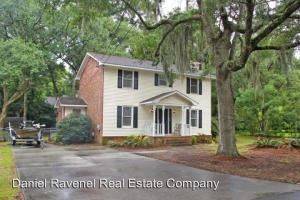 Main picture of 662 Beauregard St