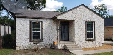 Main picture of 3030 Arizona Ave