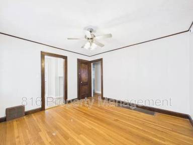 Main picture of 6612 Park Ave