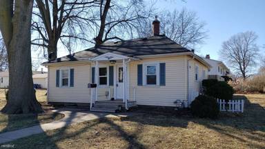 Main picture of 1861 Bellevue Ave