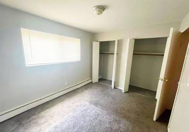 Main picture of 860 Beecher St