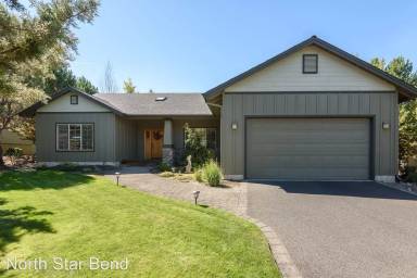 Main picture of 387 Goshawk Ct