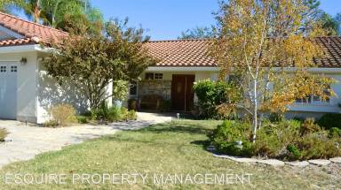 Main picture of 1458 Dara St