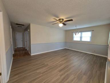 Main picture of 2604 Geneva Ct