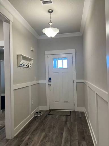 Main picture of 2704 Woodman Loop