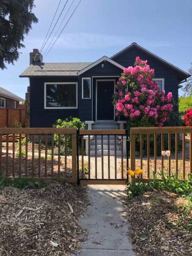 Main picture of 341 NW 89th St