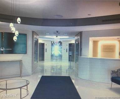 Main picture of Bay Park Towers