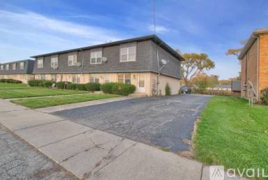 Main picture of 1529 Sheffield Ave