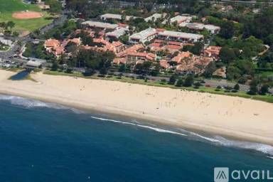 Main picture of 315 Por La Mar Cir