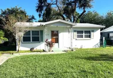 Main picture of 2726 Canal Dr N