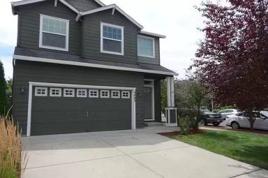 Main picture of 4007 NE 91st Cir