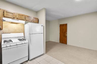 Main picture of 26-28 Lawrence St
