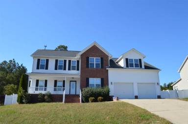 Main picture of 240 Briarwood Pl