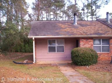 Main picture of 1140 White Oak Dr