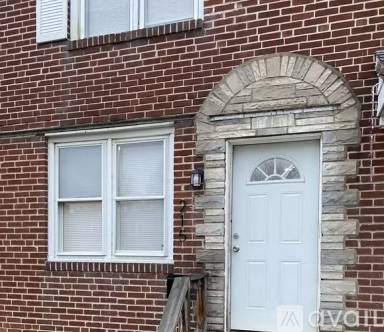 Main picture of 231 W 22nd St