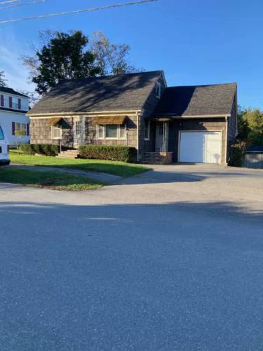 Main picture of 137 Chamberlain St